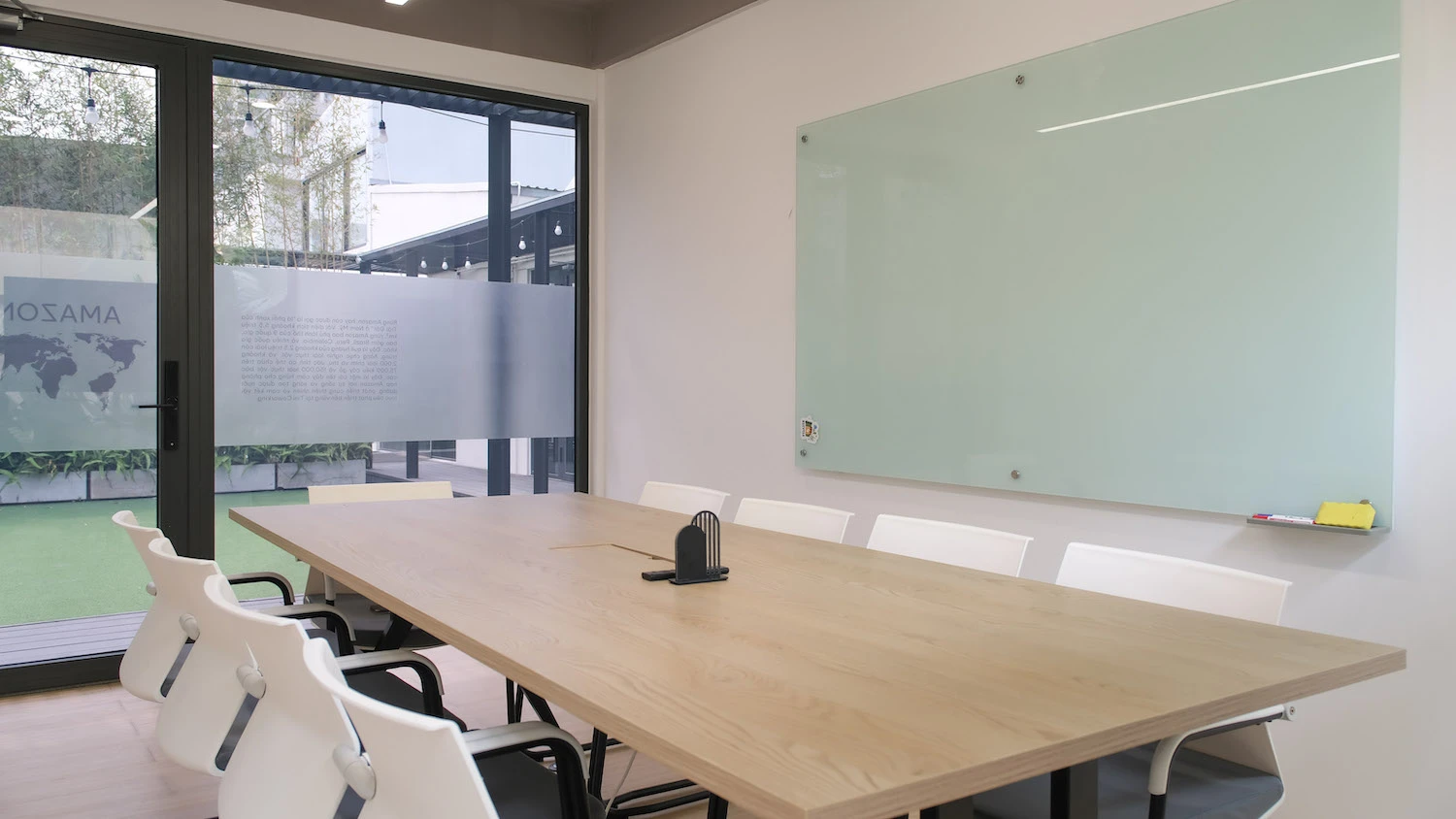 Cho Thuê Phòng Họp Trực Tuyến Tại TP.HCM - Online Giá Rẻ 5 cho thue phong hop tini coworking 99