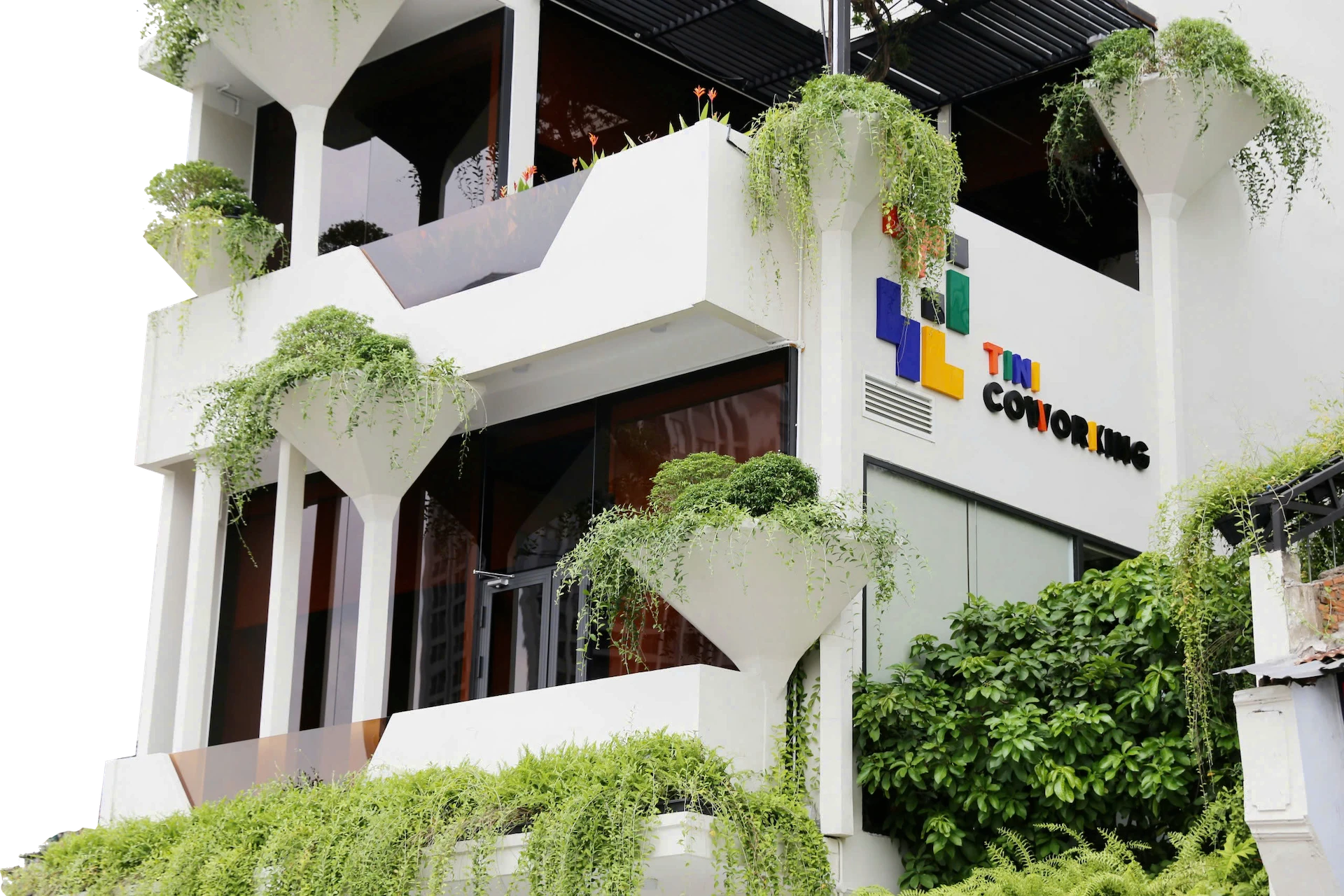 Coworking Space là gì? Tất Tần Tật Về Mô Hình Coworking 6 tini coworking khong gian toa nha1