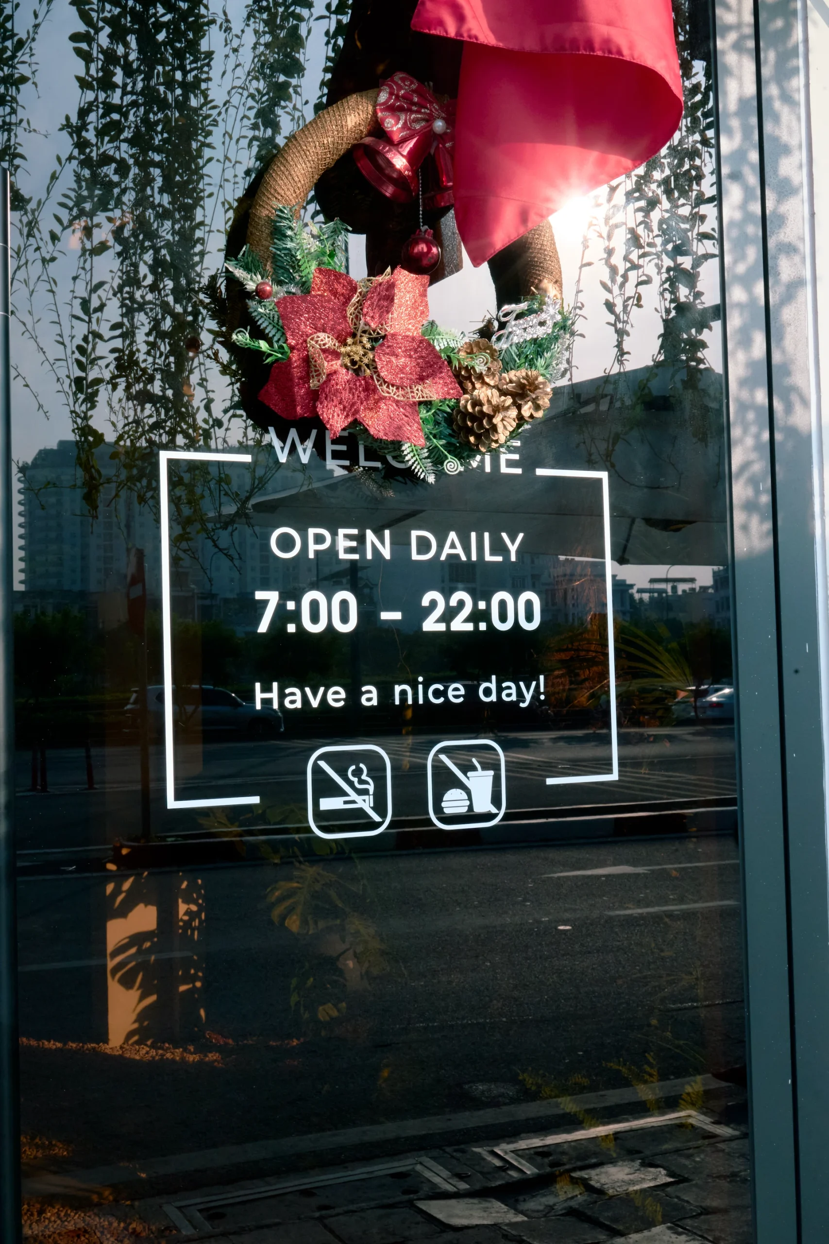 Cho thuê văn phòng ảo quận 1: địa chỉ đáng tin cậy tại TPHCM 3 tini coworking khong gian toa nha5 scaled
