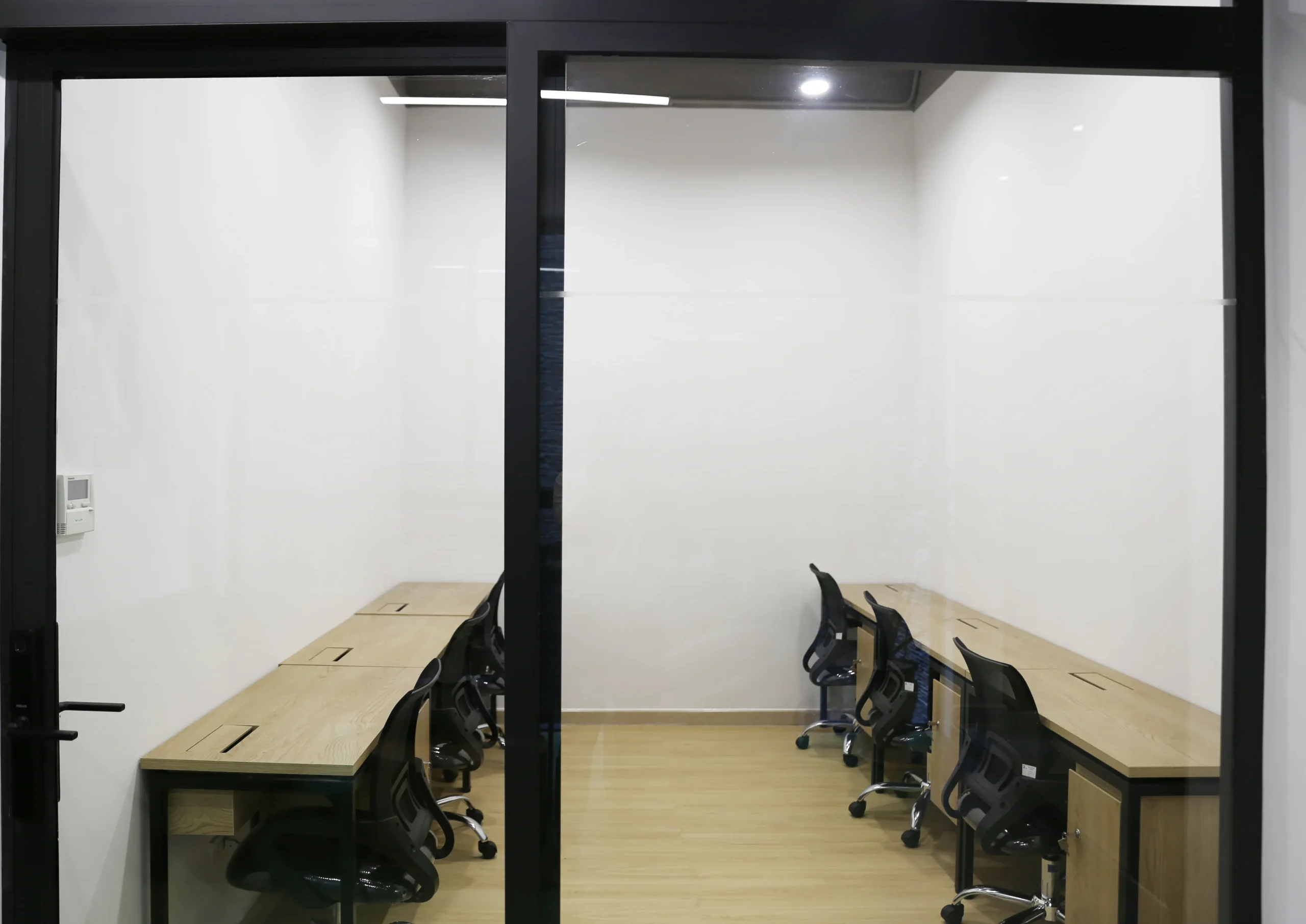 Văn Phòng Coworking Trọn Gói