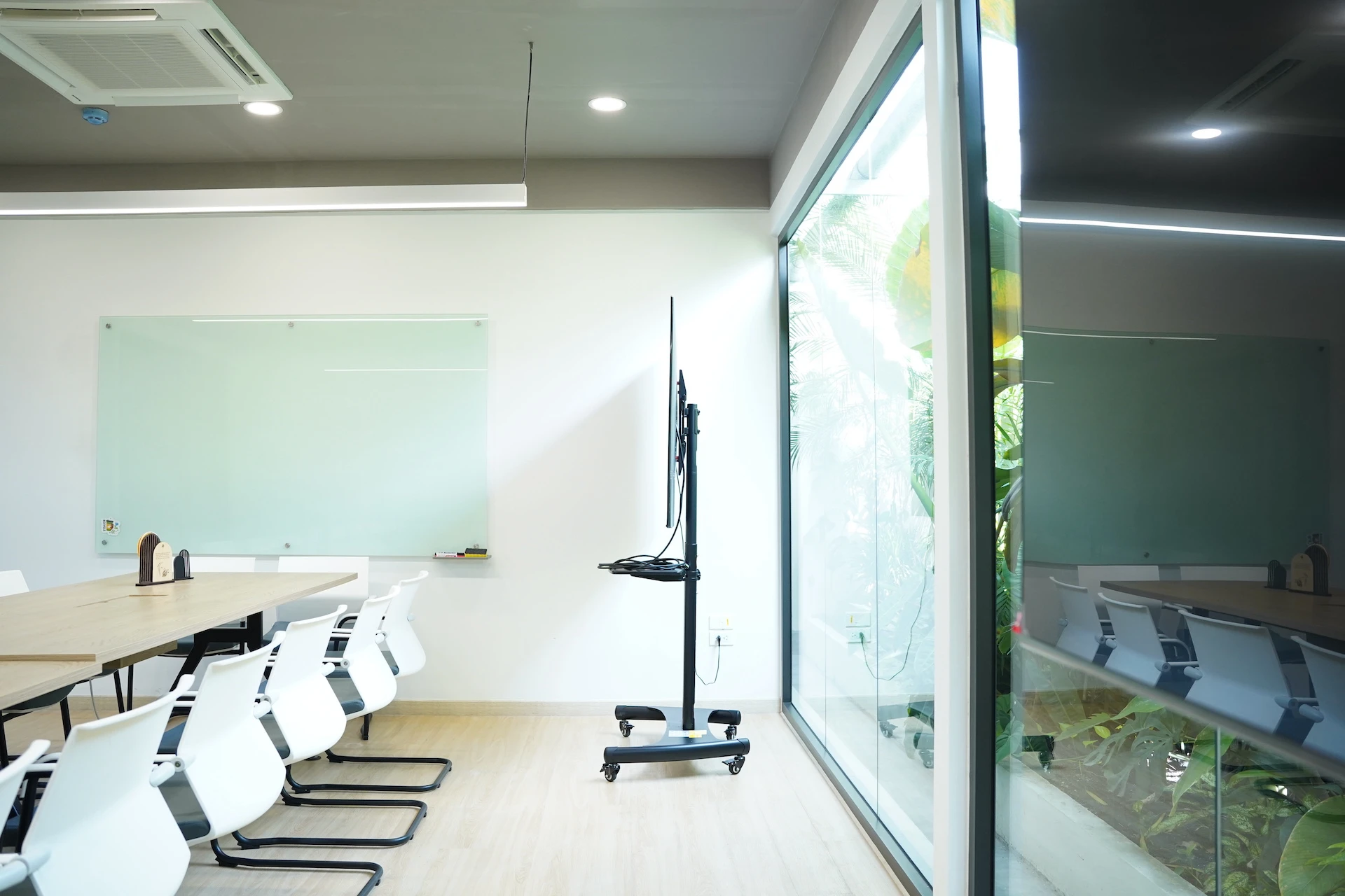 dich vu phong hop tini coworking