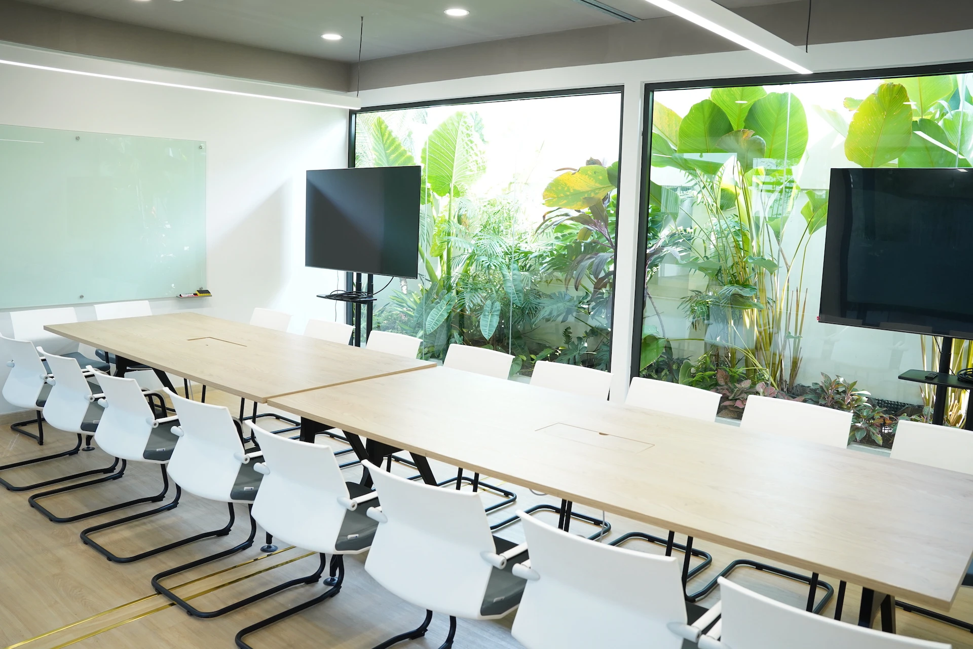 dich vu phong hop tini coworking