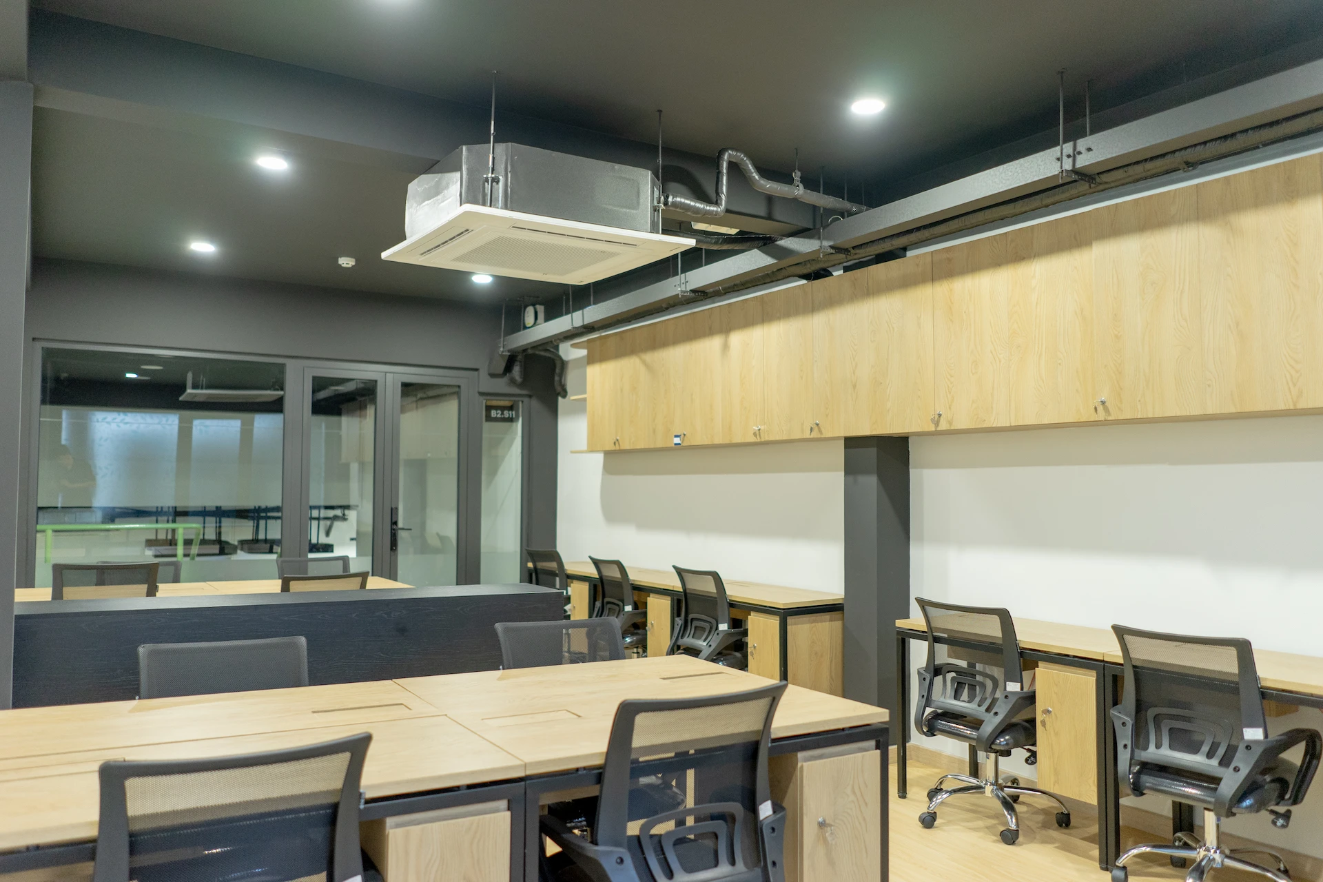 dich vu phong studio tini coworking