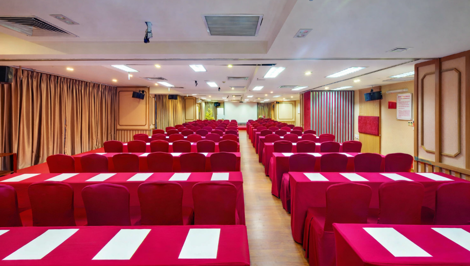 dia-diem-to-chuc-workshop-Quan-1-1