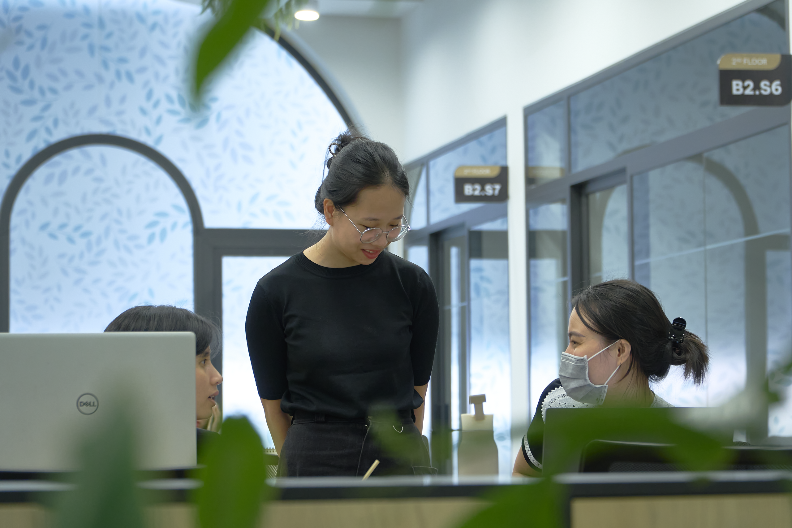 coworking-co-giup-lam-viec-tap-trung-hon-khong(1) coworking-co-giup-lam-viec-tap-trung-hon-khong(1)