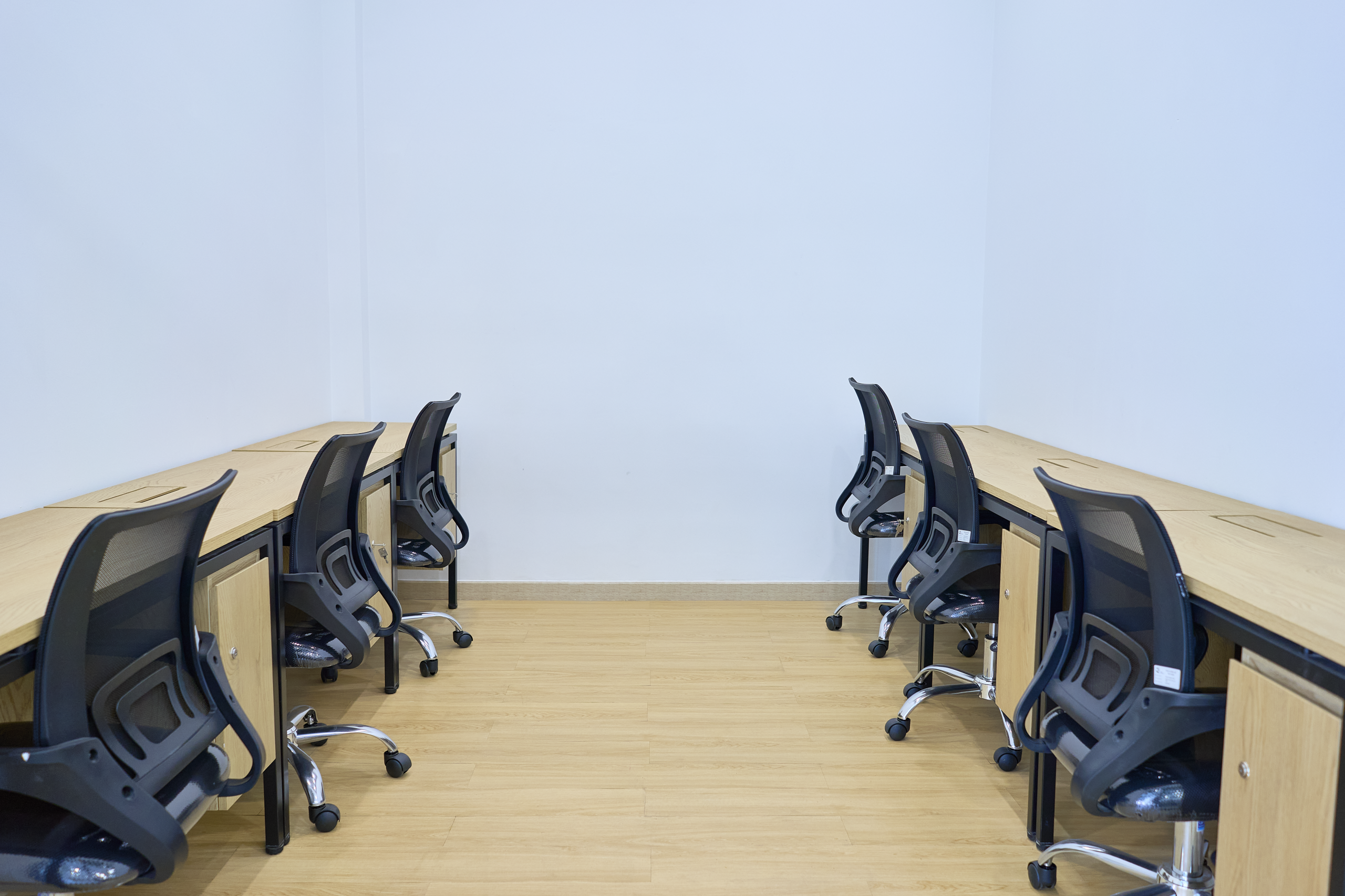 van-phong-tron-goi-quan-3 (3) van-phong-tron-goi-quan-3 (3)