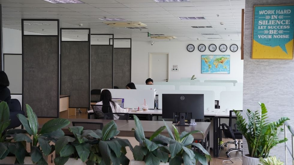 coworking-space-voi-van-phong-truyen-thong-1 coworking-space-voi-van-phong-truyen-thong-1